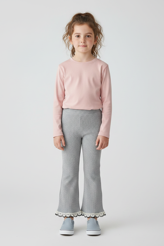 Pantalon Gris Côtelé Évasé Dentelle Enfant - Maille