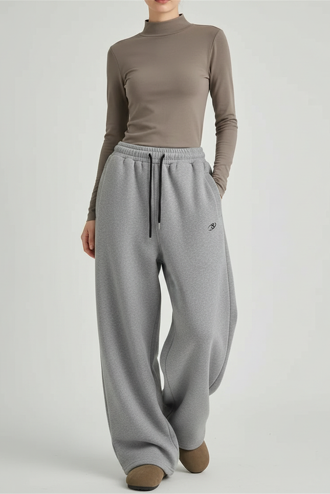 Pantalon Gris Ample Décontracté Molletonné Brodé